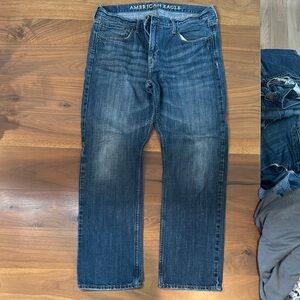 American Eagle Outfitters Men's Blue Jeans